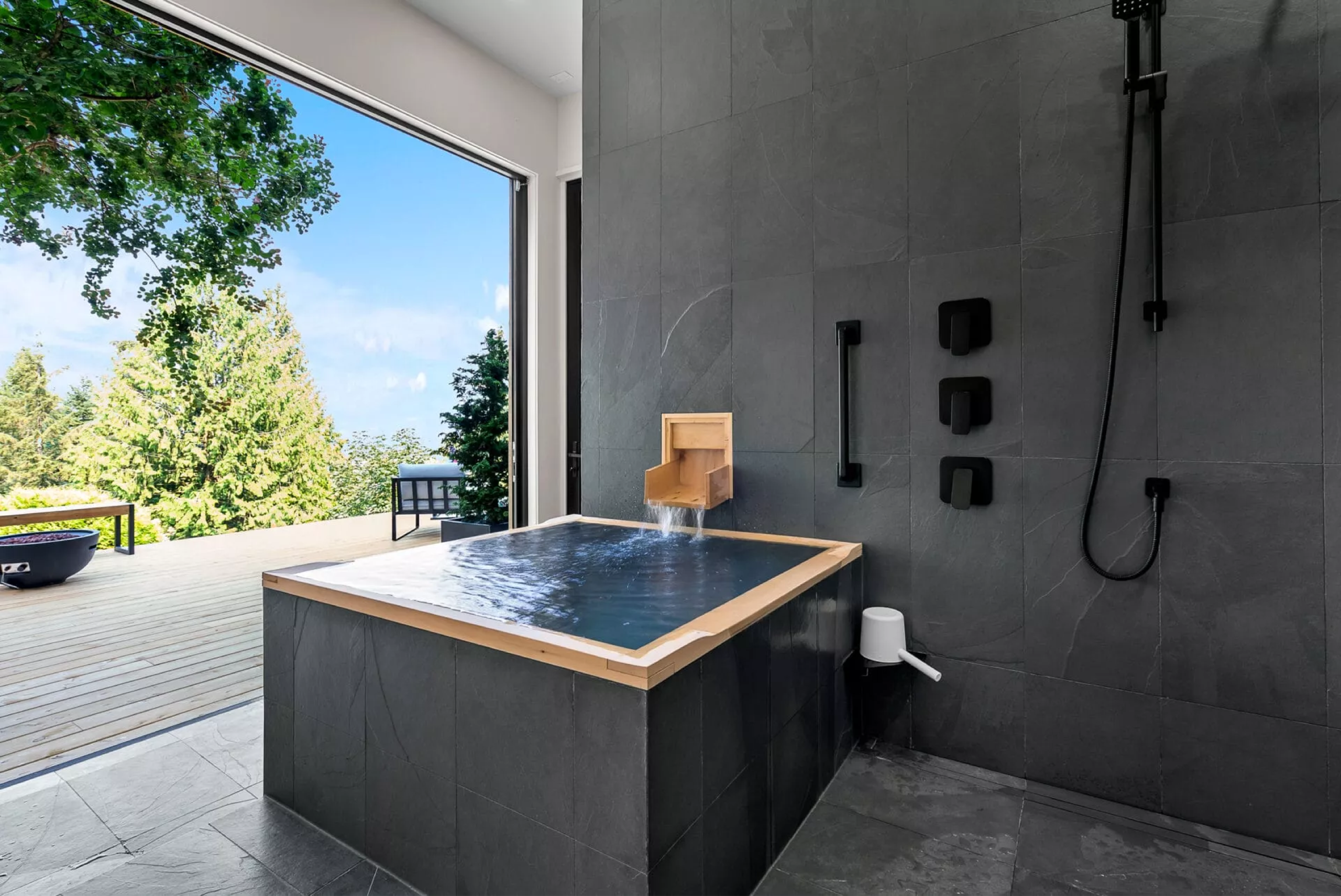 Elevated-Living-16-jpg