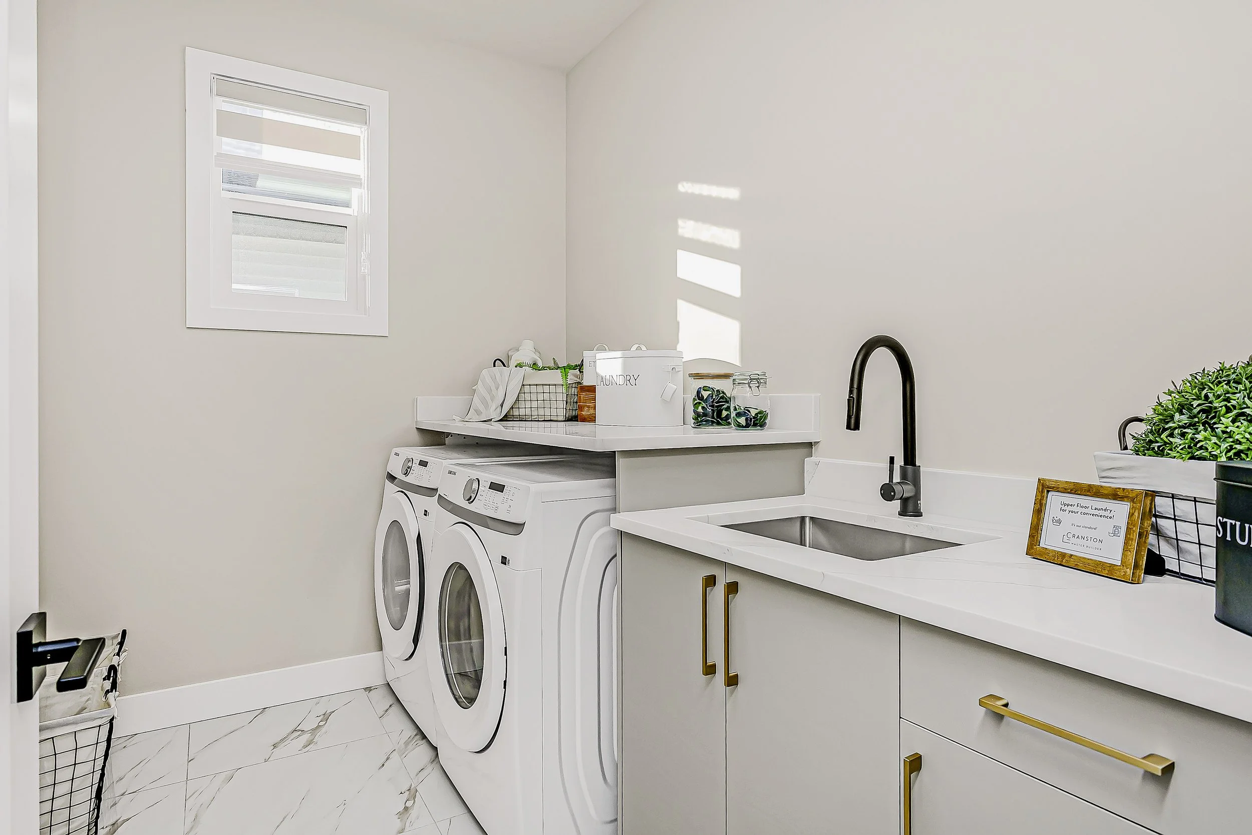 13.MeadowviewWay-CranstonShowhome-66